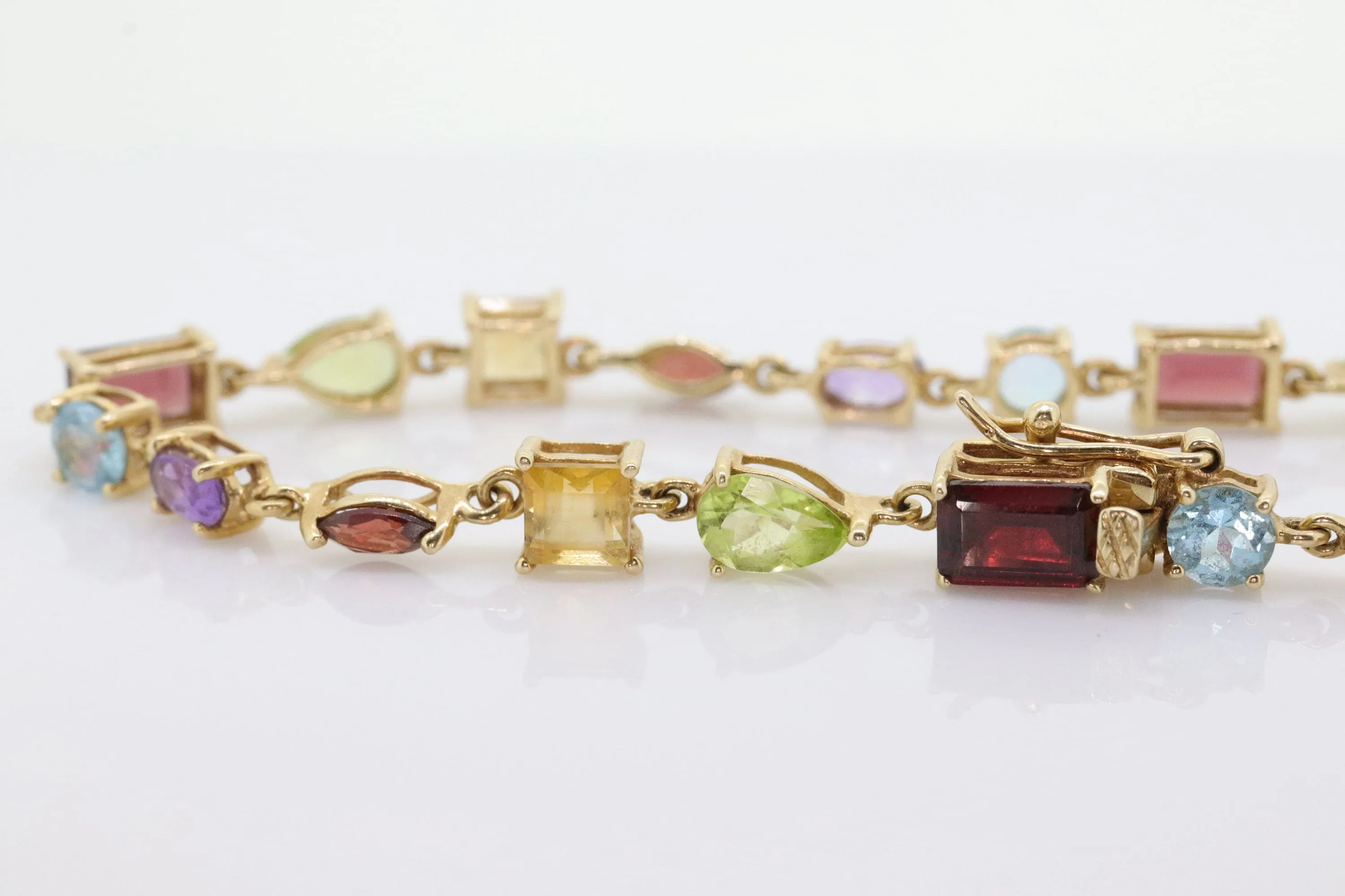 14k Multi-Color Gem Bracelet. Tennis Bracelet. Various Garnet Peridot Topaz Citrine Cluster arrangement bracelet. (st192)