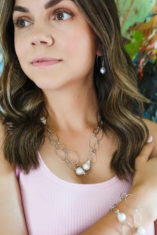 161-01-S | STERLING LOOP CHAIN & WILD PEARLS
