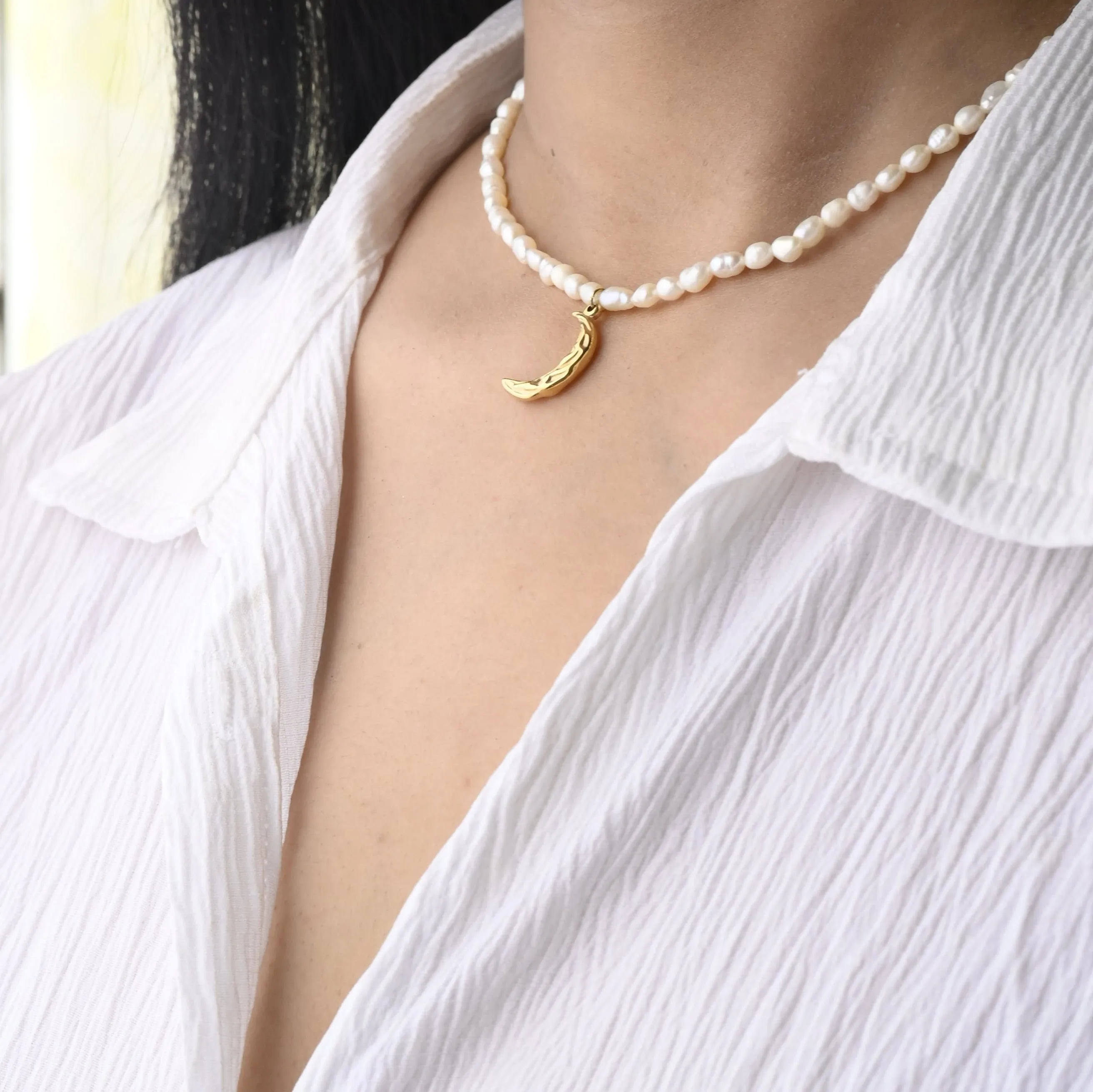 18K Gold-Filled Pearl necklace | Crescent Moon Pearl Necklace