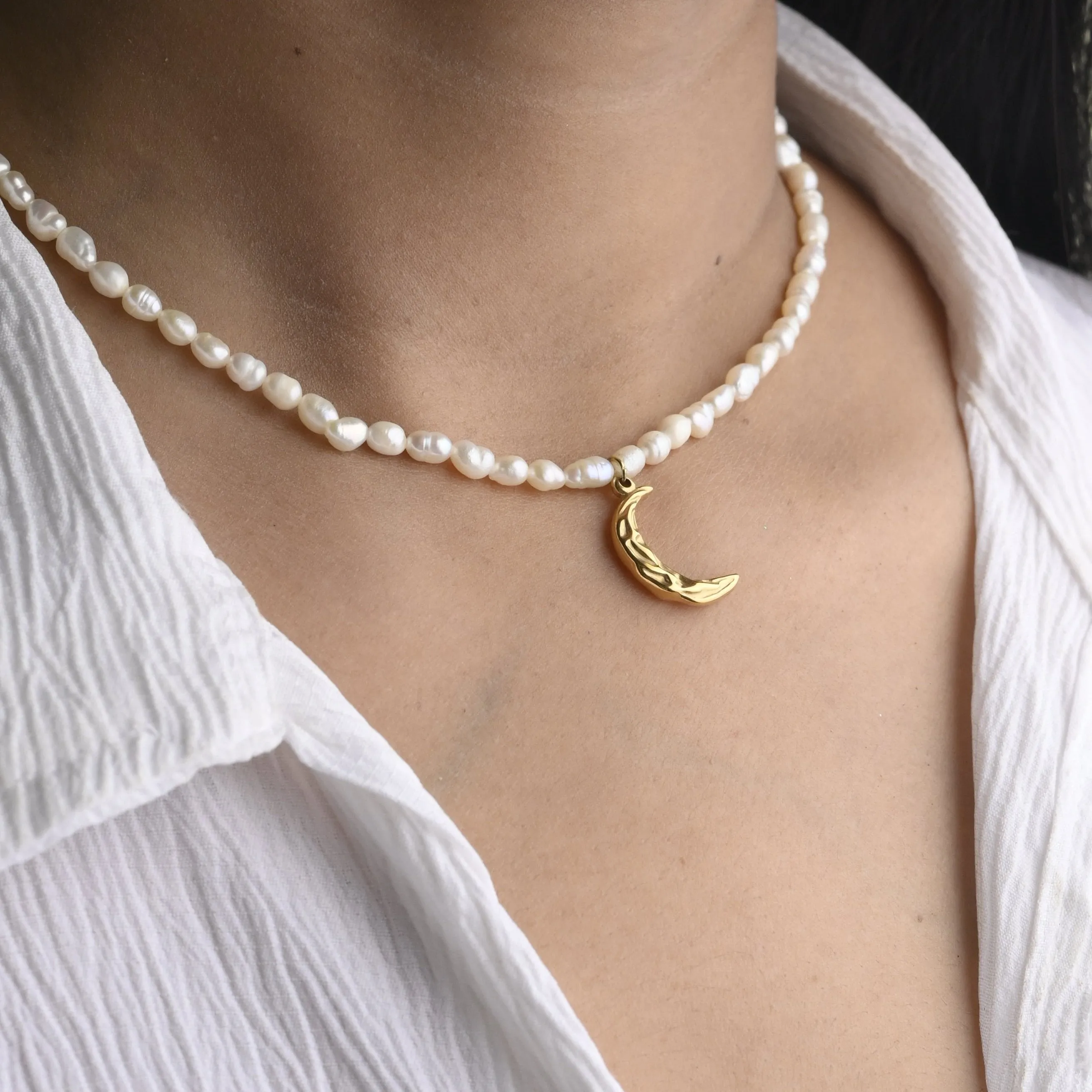 18K Gold-Filled Pearl necklace | Crescent Moon Pearl Necklace