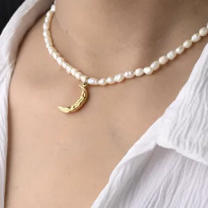18K Gold-Filled Pearl necklace | Crescent Moon Pearl Necklace