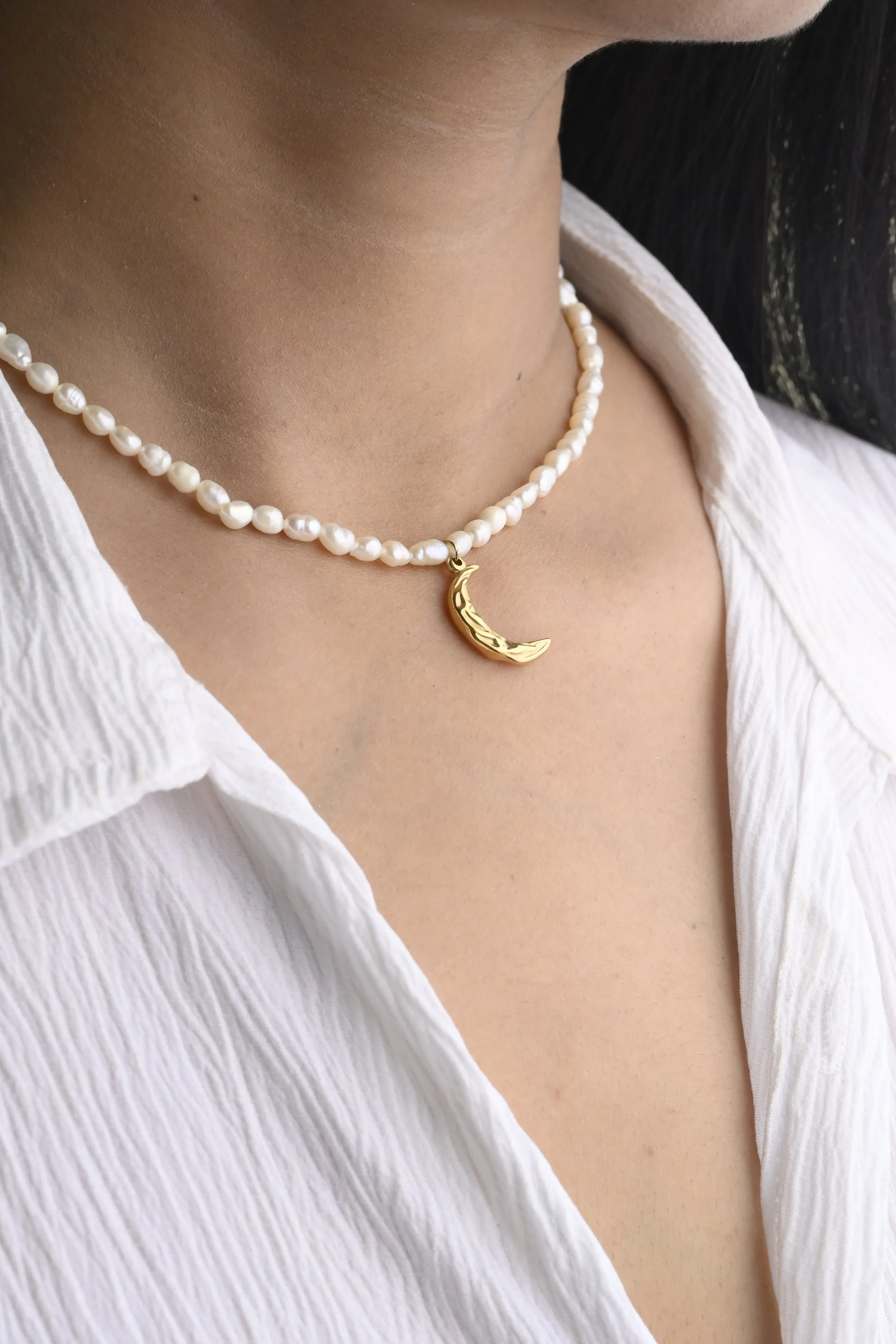 18K Gold-Filled Pearl necklace | Crescent Moon Pearl Necklace