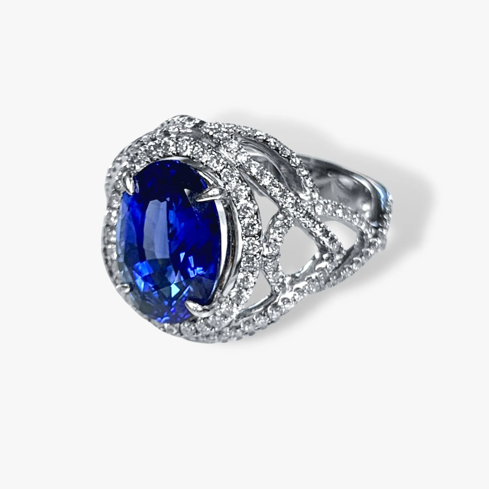 18k White Gold Oval Blue Sapphire and Diamond Dome Cocktail Ring