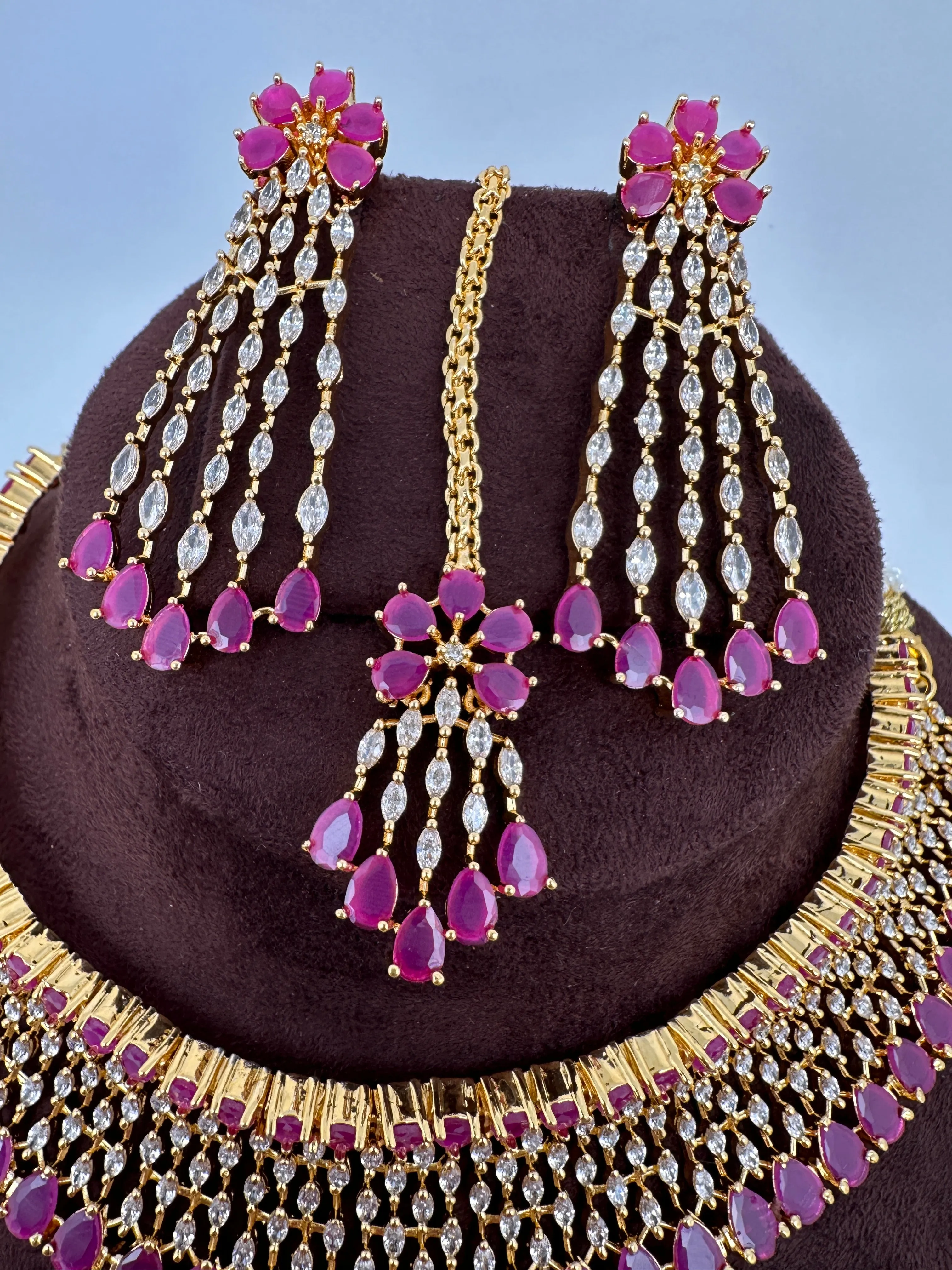 AD Color Stone Gold Polish Choker