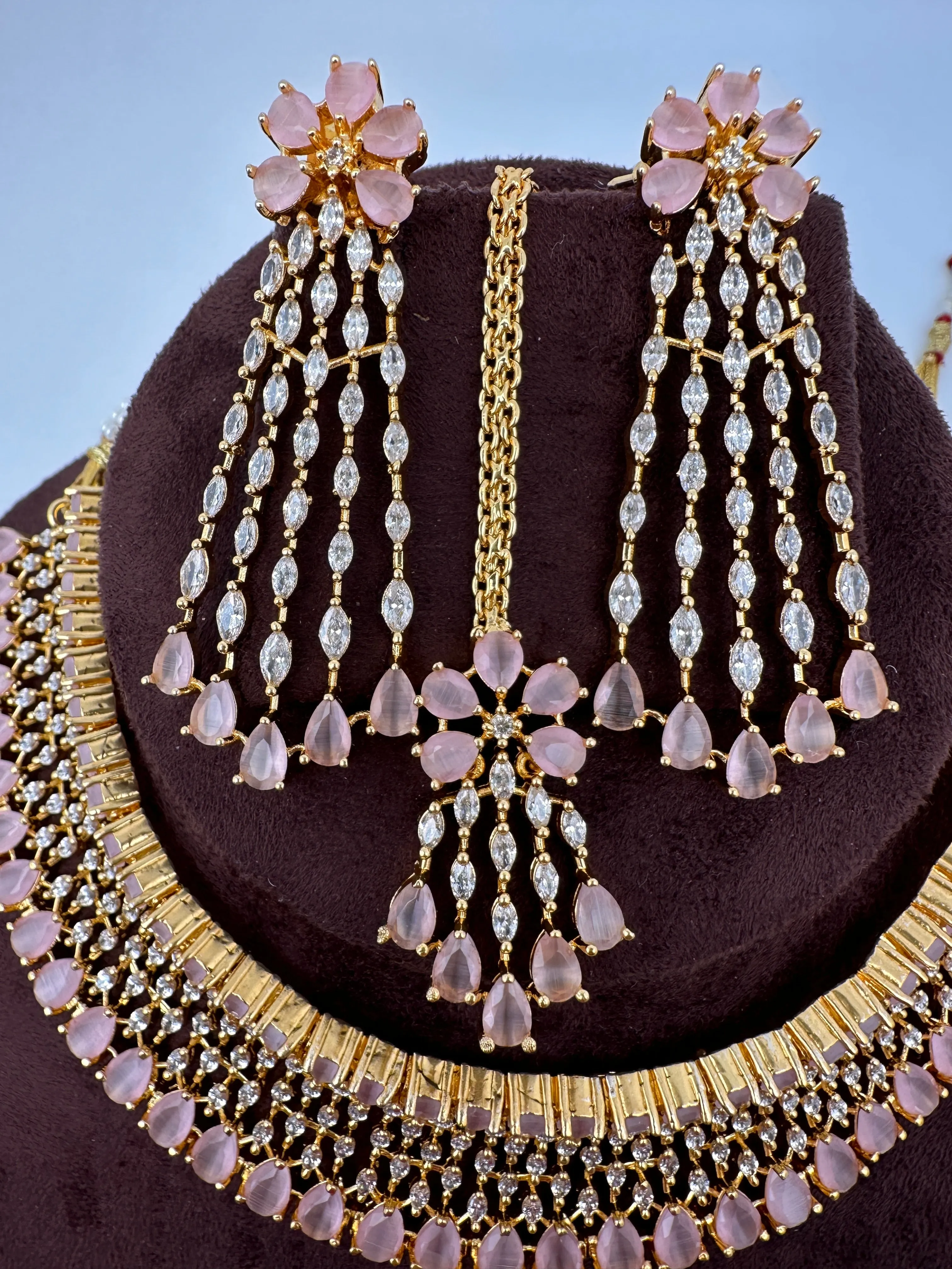 AD Color Stone Gold Polish Choker