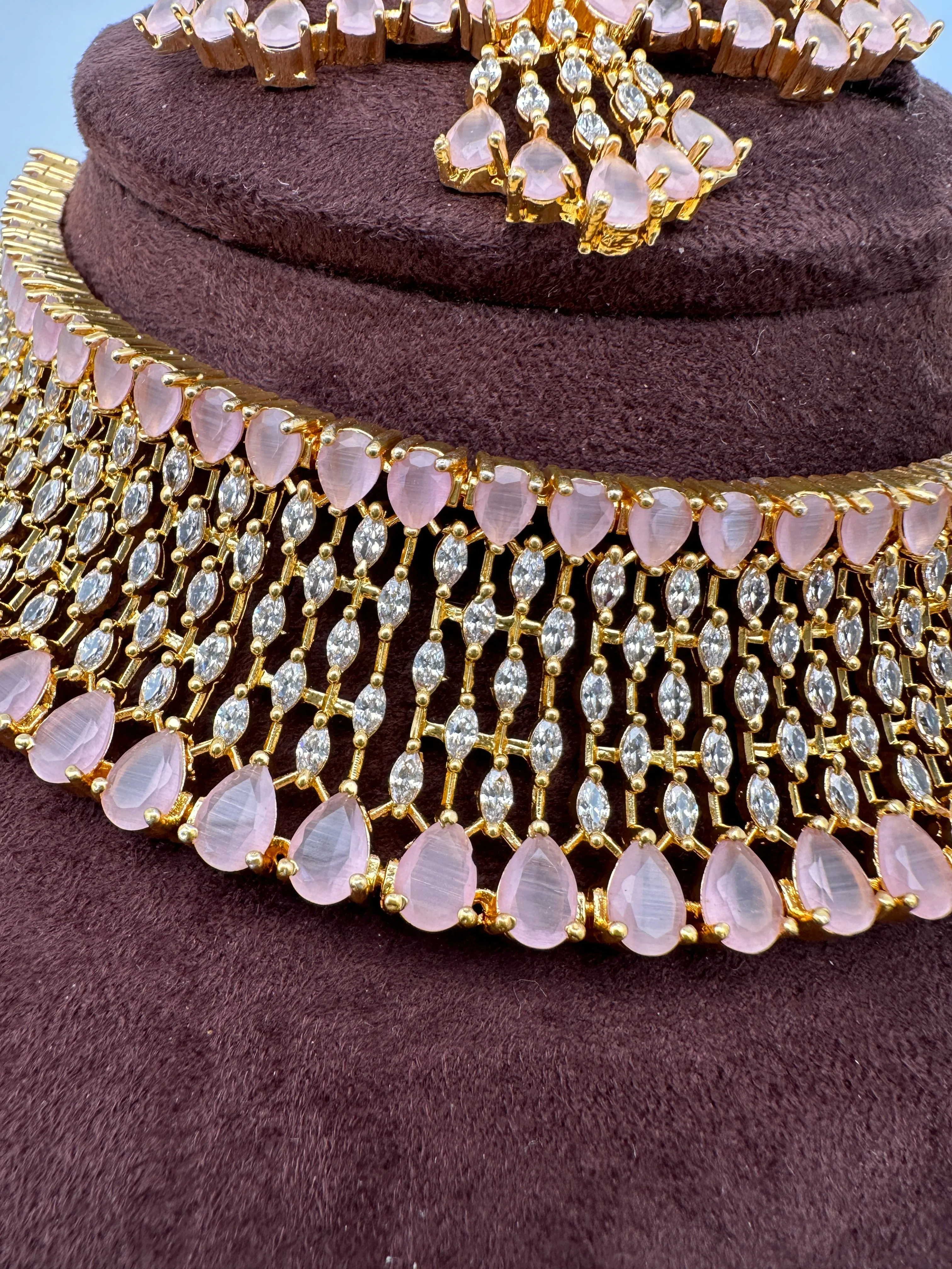 AD Color Stone Gold Polish Choker