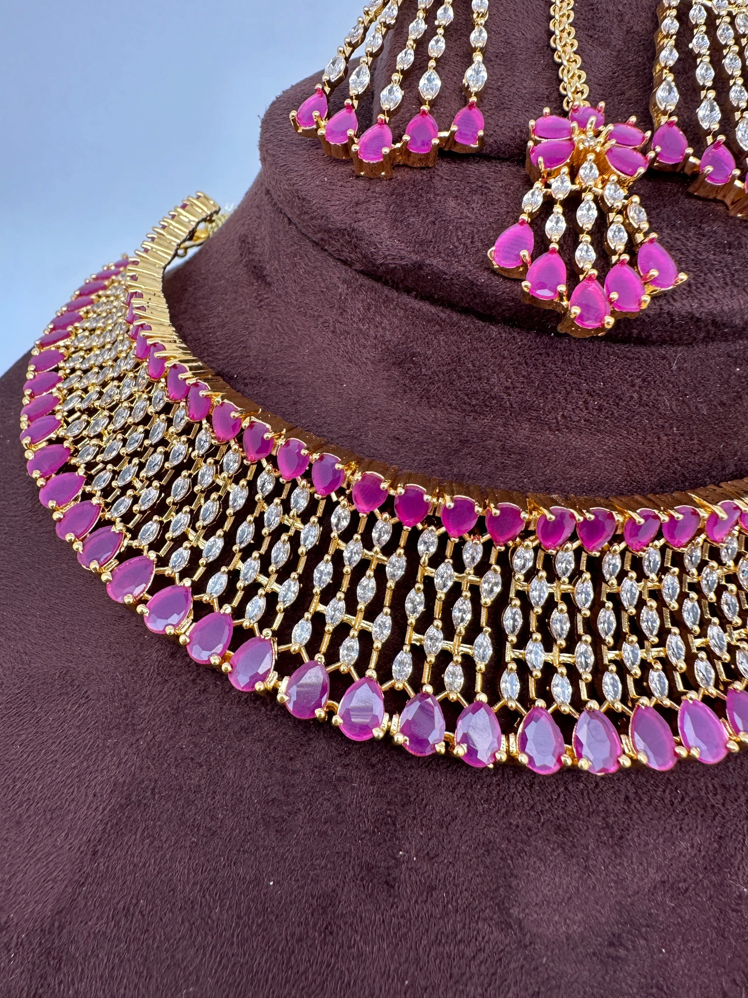 AD Color Stone Gold Polish Choker