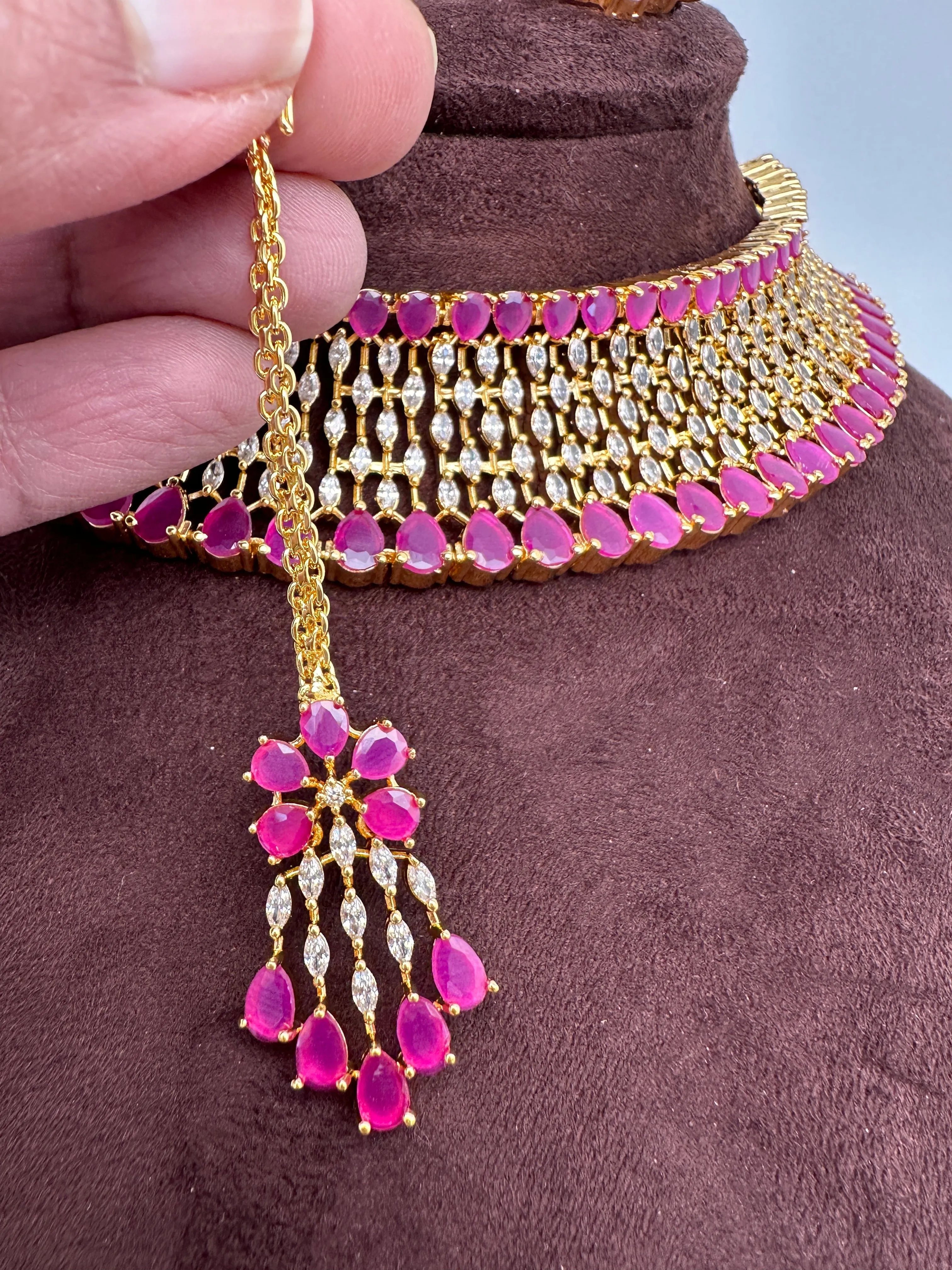 AD Color Stone Gold Polish Choker