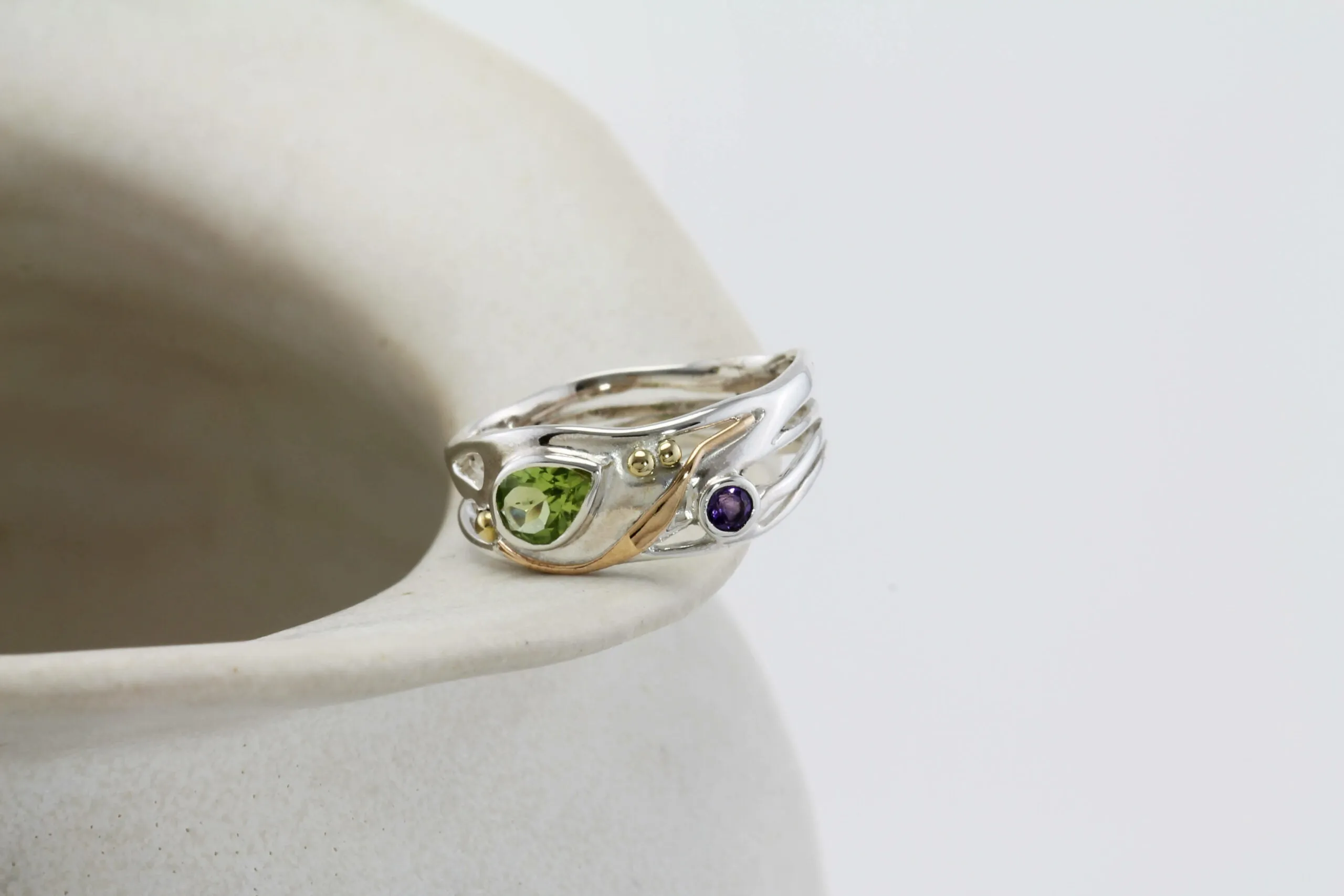 Banyan Sterling Silver Peridot and Amethyst Ring