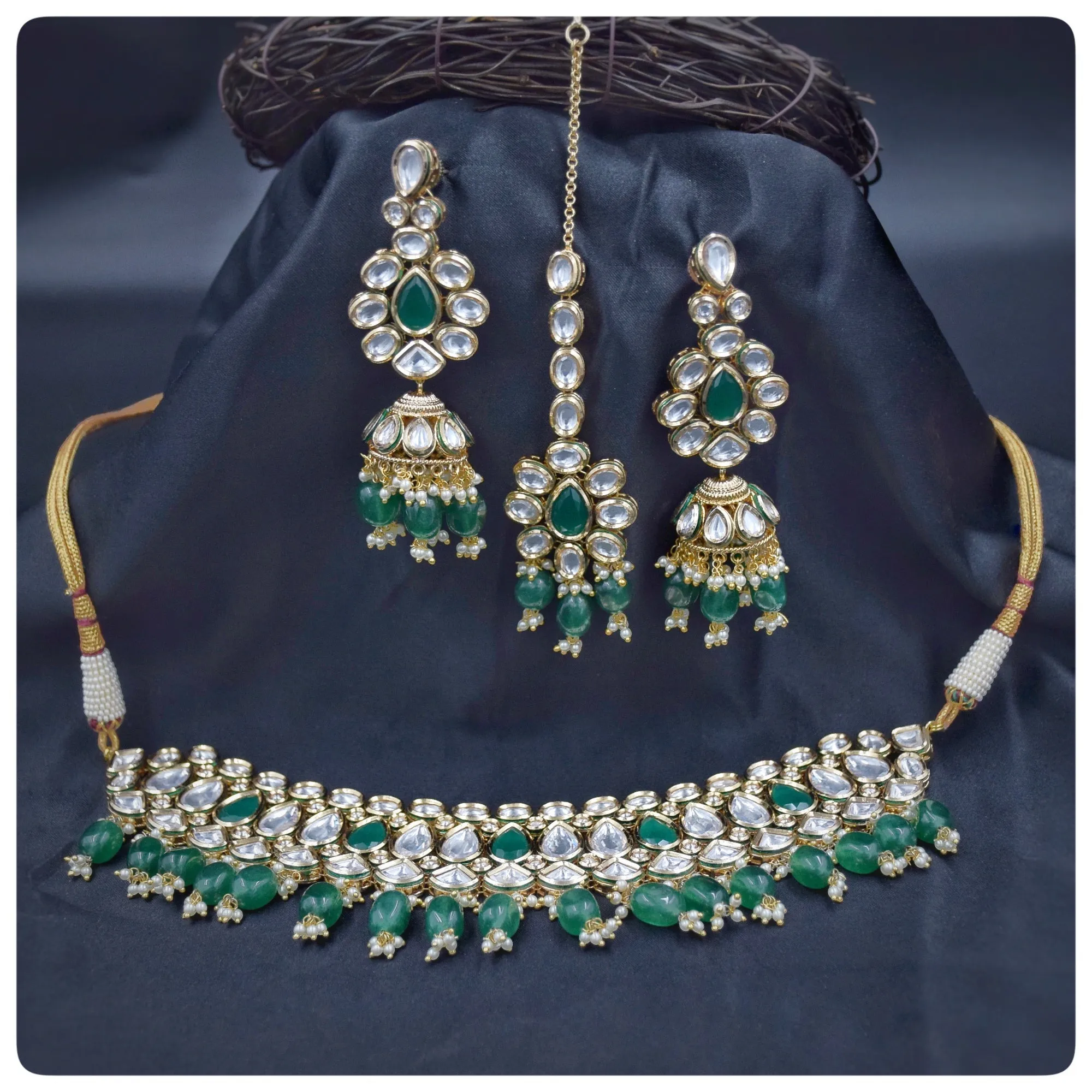 Big Kundan Green Choker Set with Jhumki 13964-1055