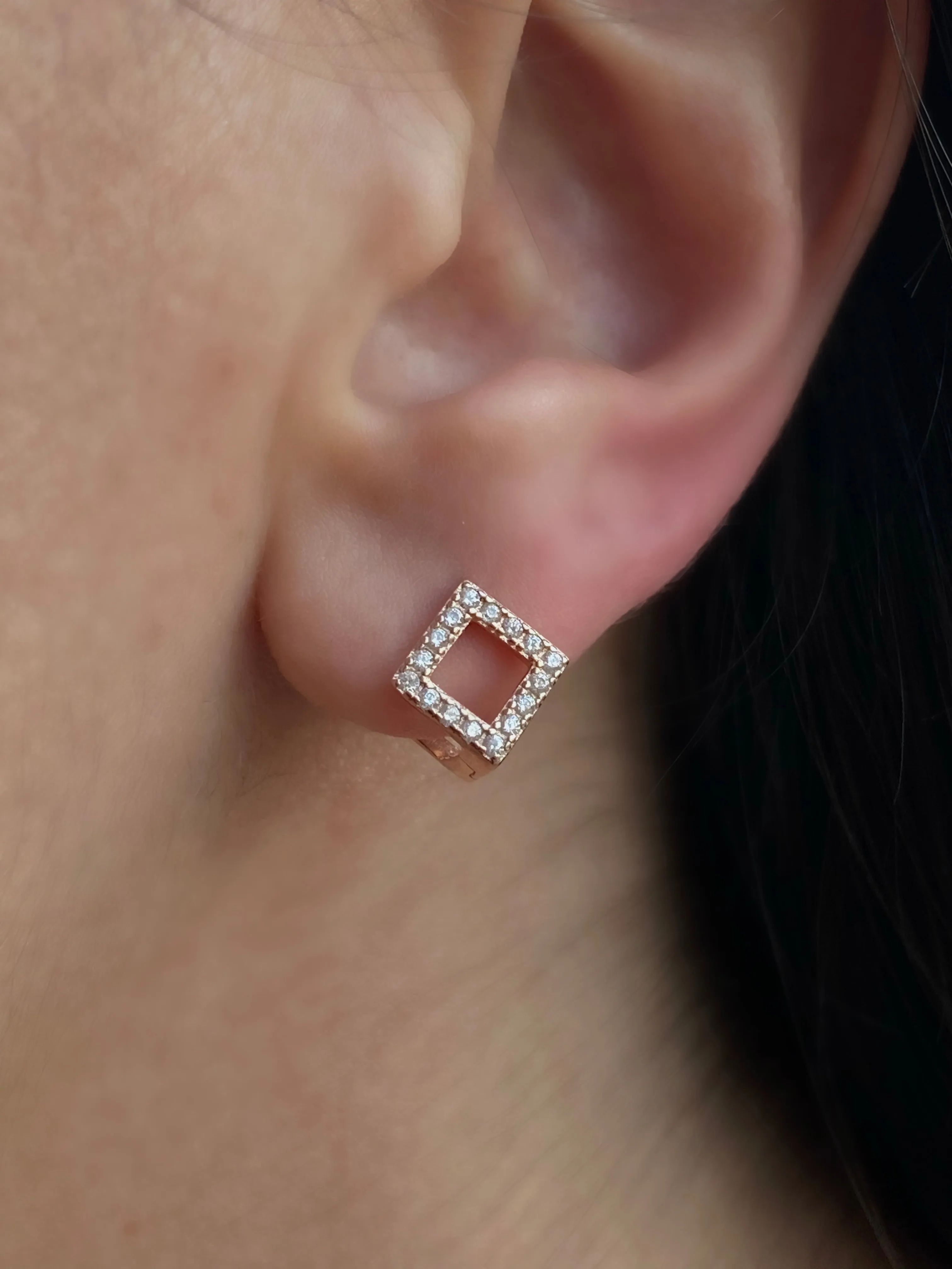 Cube Studs