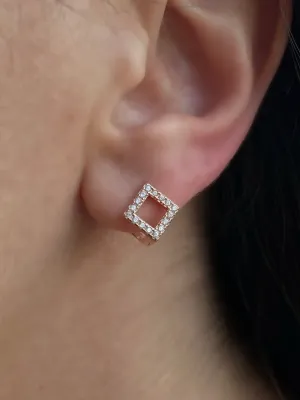 Cube Studs