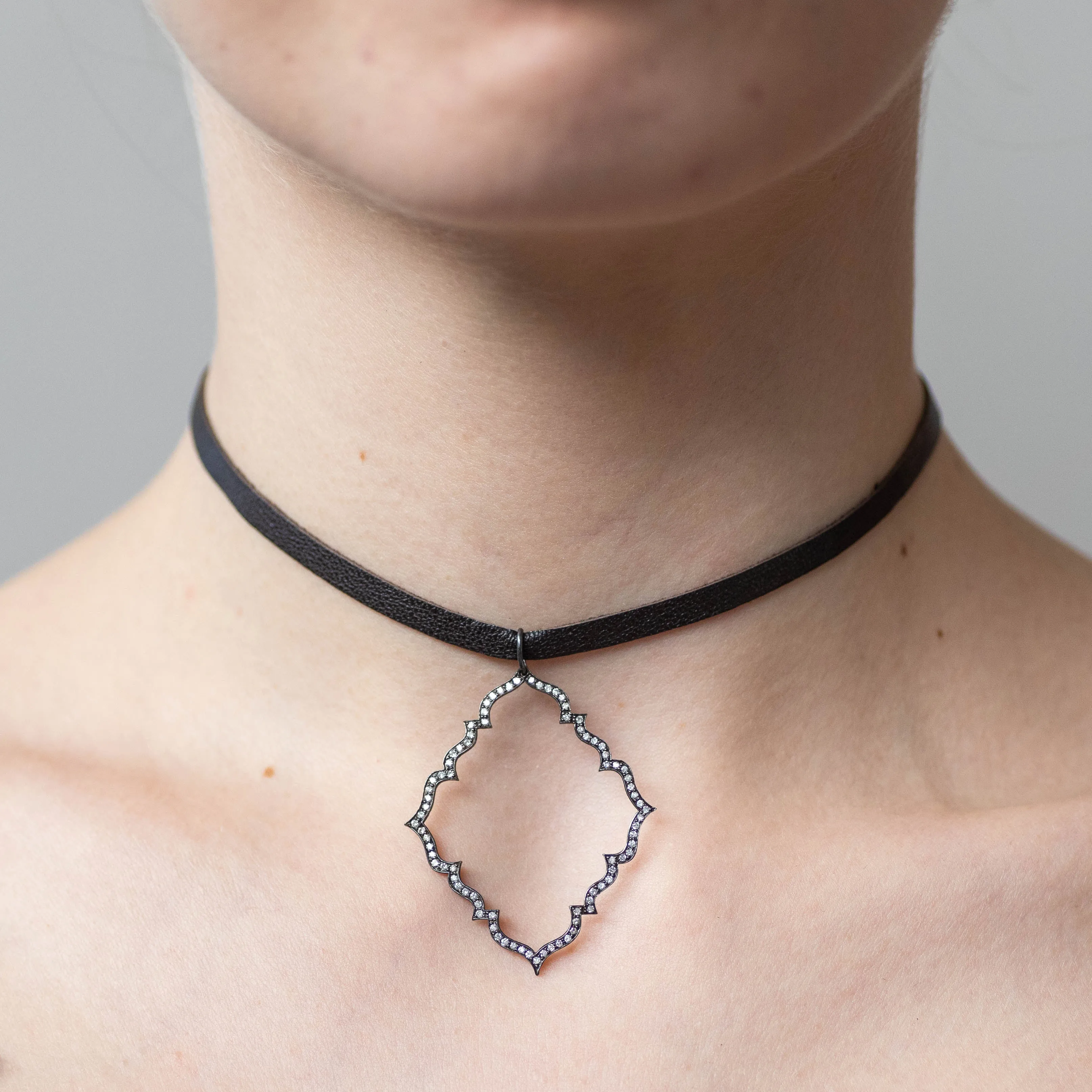 diamond portail choker