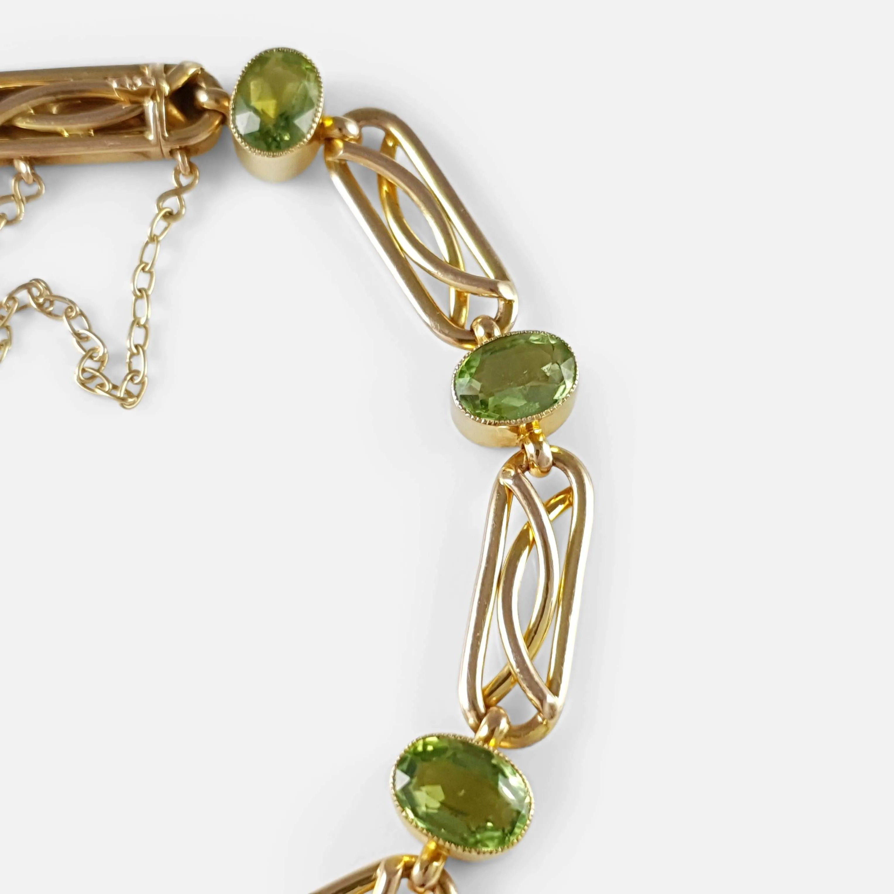 Edwardian 15ct Yellow Gold Peridot Link Bracelet