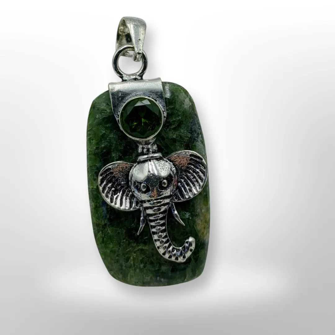Elephant, Pendant