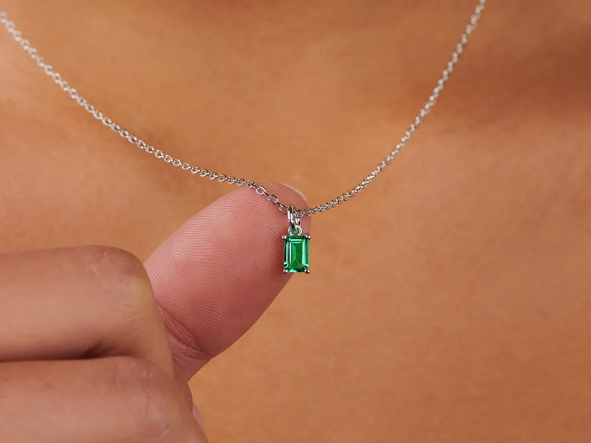 Emerald Silver Necklace
