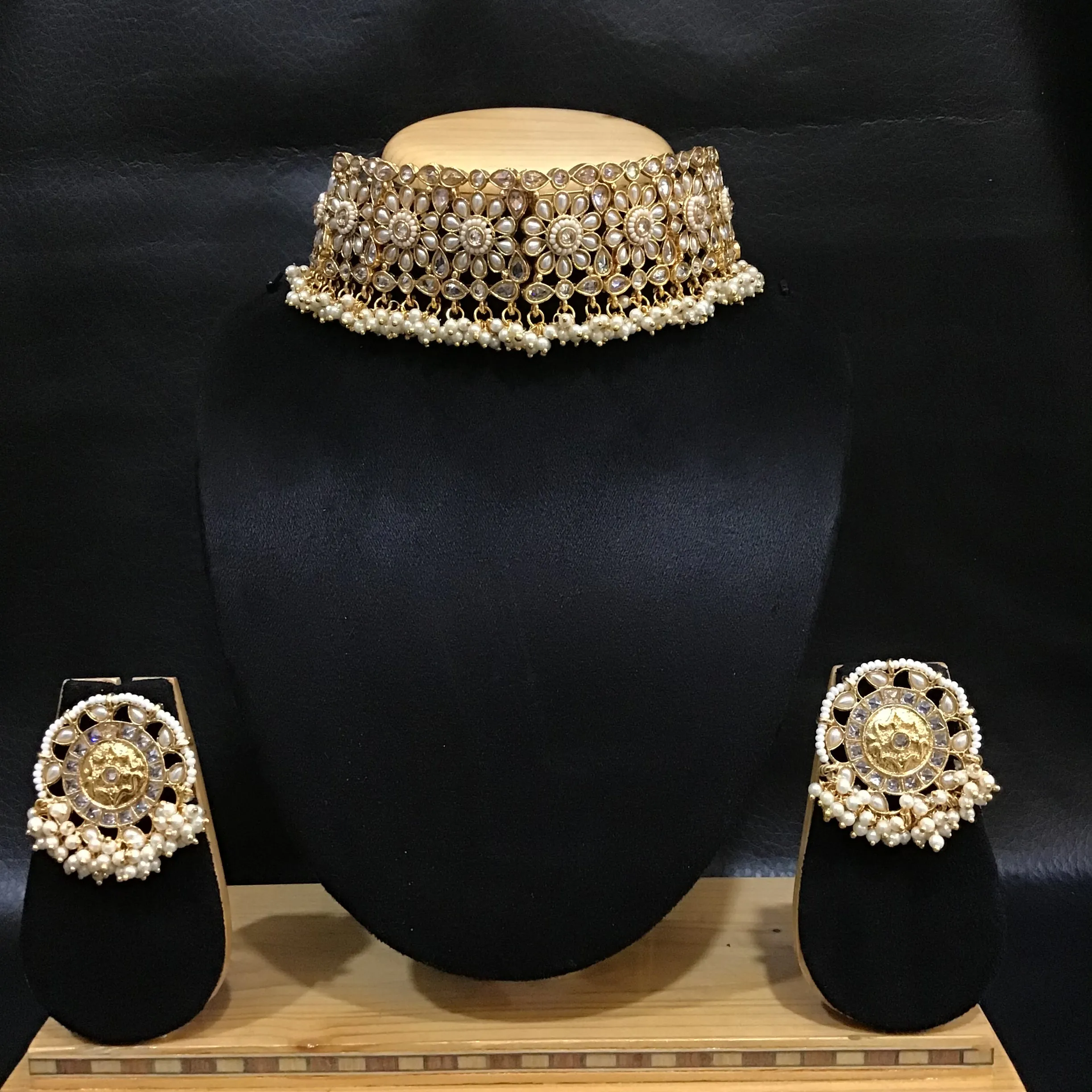 Gold Look Choker Set 1520-21