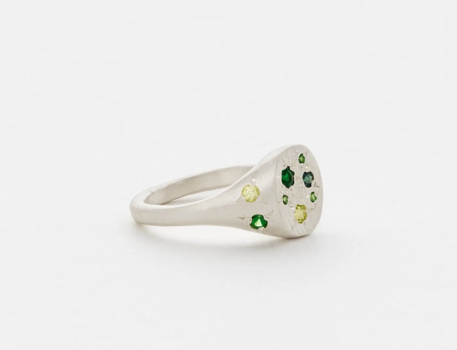 Grapes ring