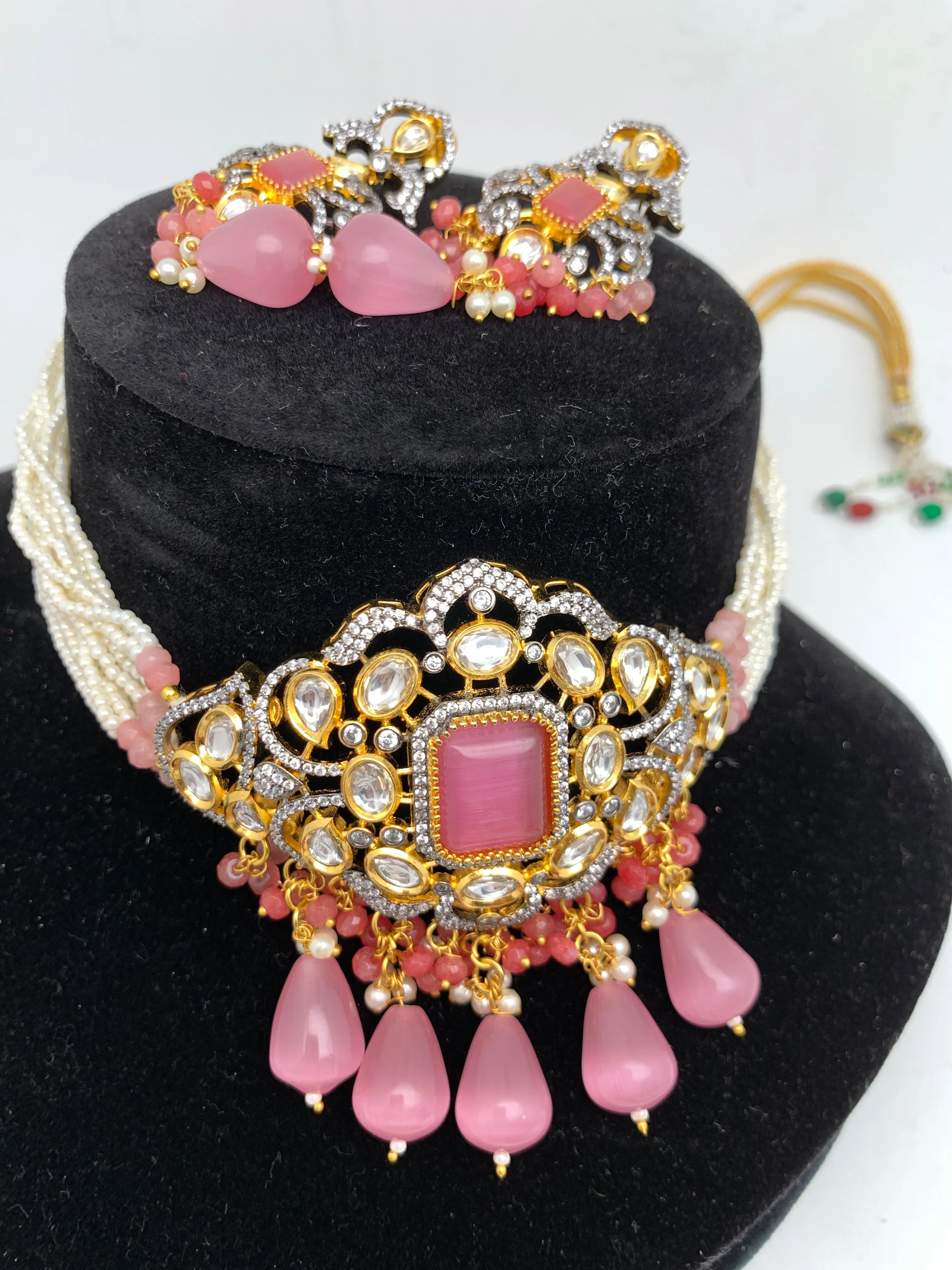 Kundan Pink Stone CZ Dual Tone Pendent White Hydro Beads Choker
