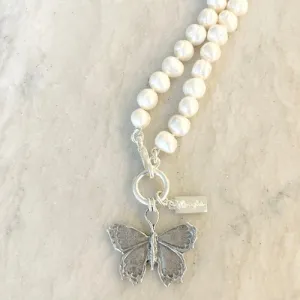 Mia Butterfly Pearl Necklace