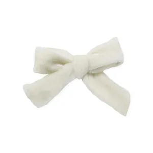 oh baby! School Girl Bow Velvet Medium Clip - Cream