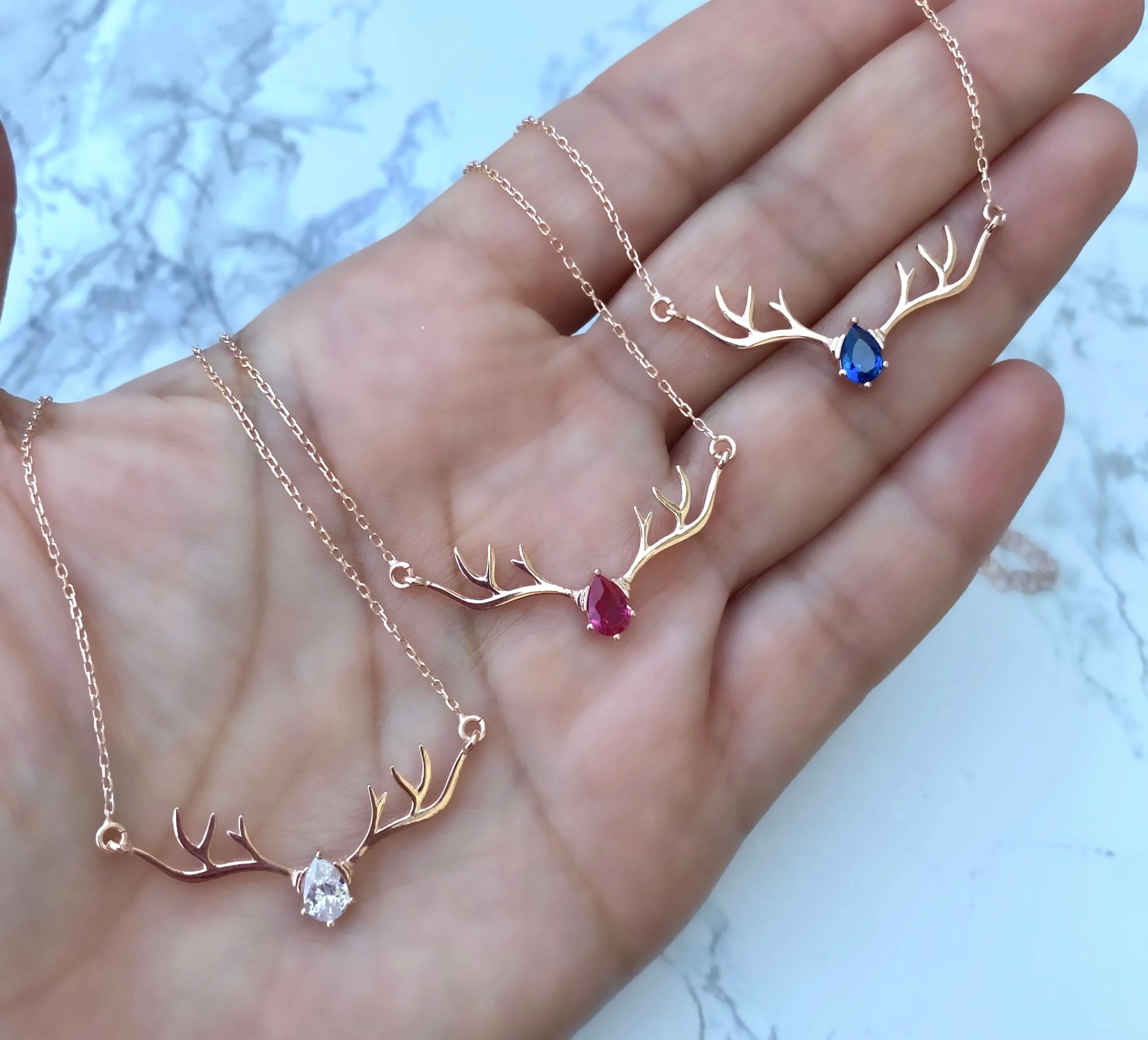 Oh deer! - Necklace