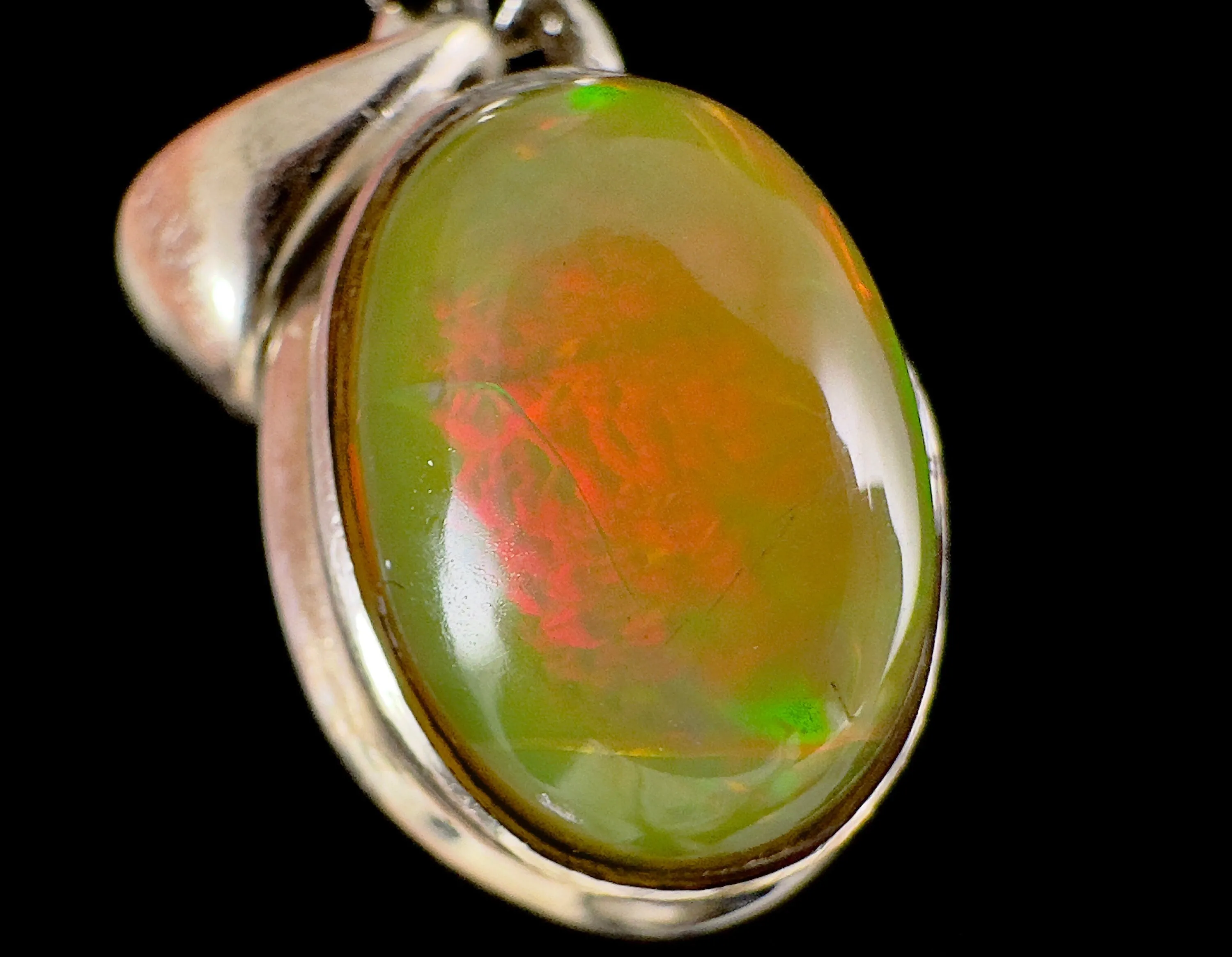 OPAL Pendant - Sterling Silver - Birthstone Jewelry, Opal Cabochon Necklace, Welo Opal, 54387
