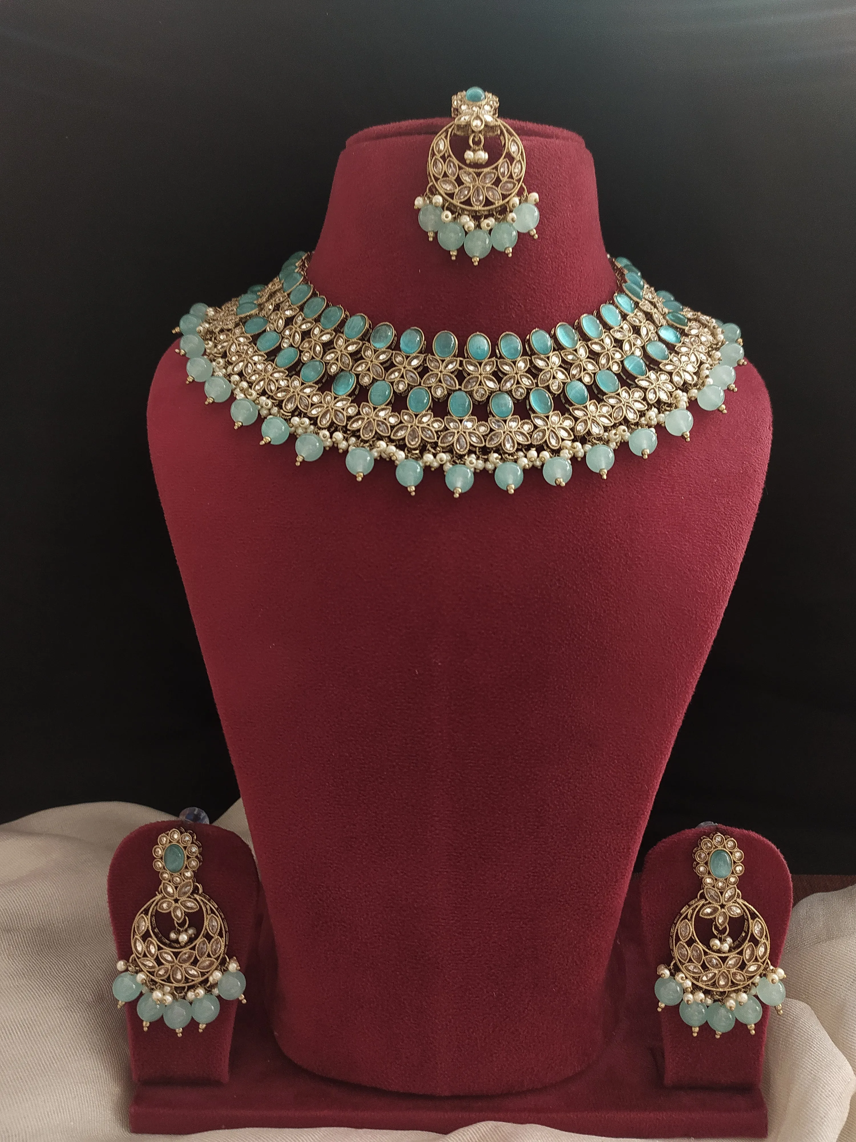 Radiate Regal Grandeur Uncut Polki Stones Mehandi Choker Set with Matching Accessories