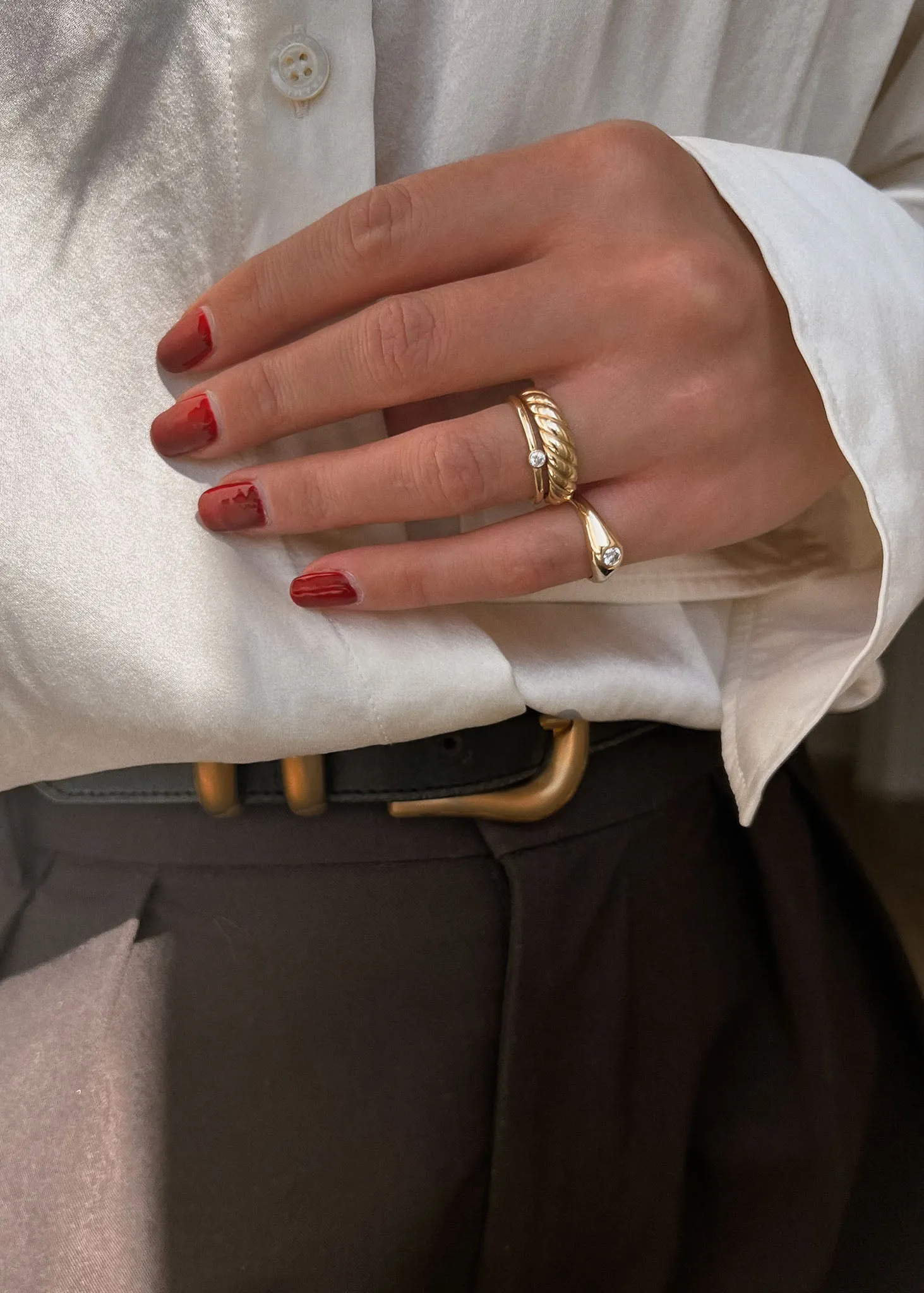 Round Signet Ring Diamond