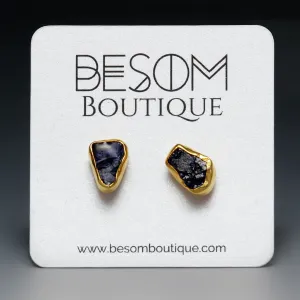Sapphire Raw Crystal Stud Earrings in Gold
