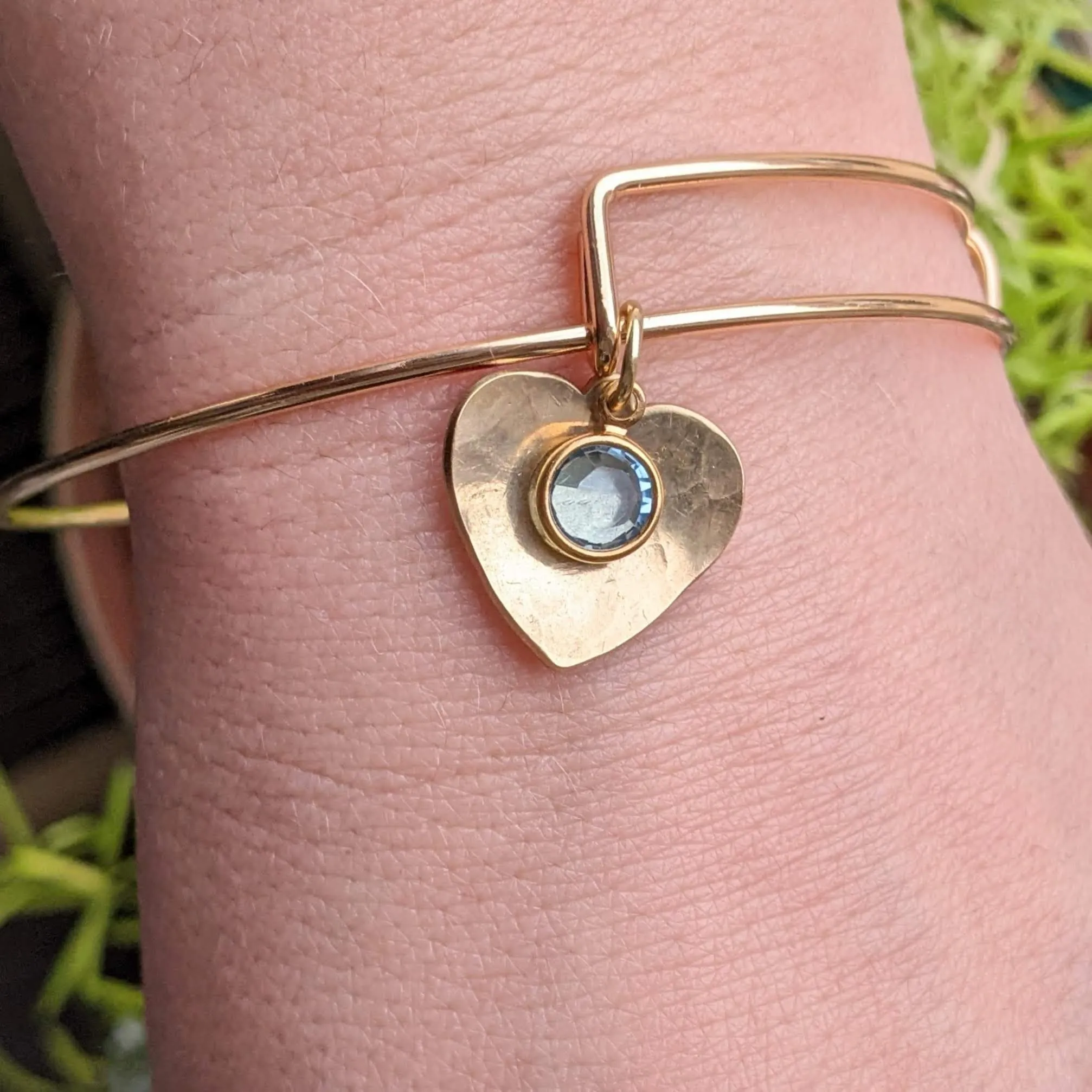 Saucer Heart & Birthstone Bangle
