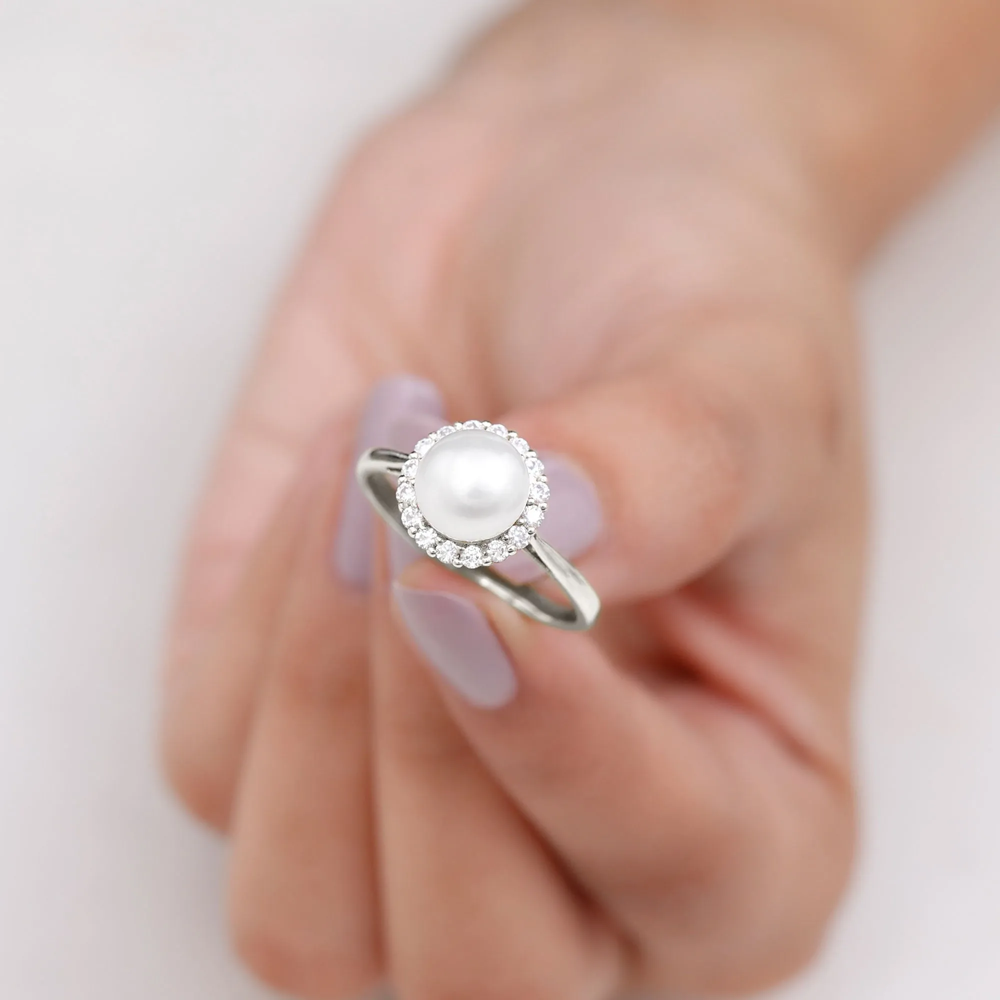 Simple Freshwater Pearl Ring with Diamond Halo