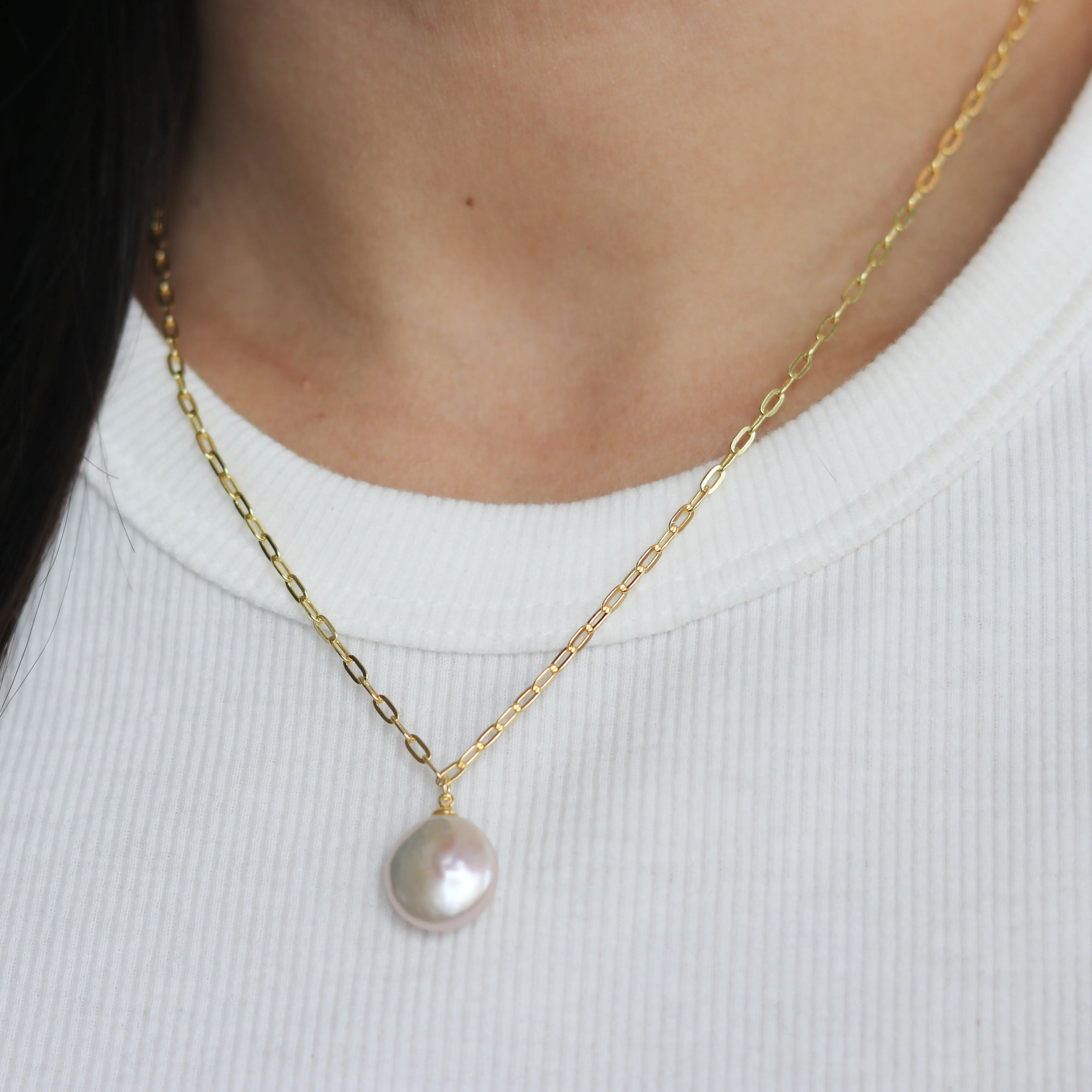 Simple Pearl X Link Chain Necklace