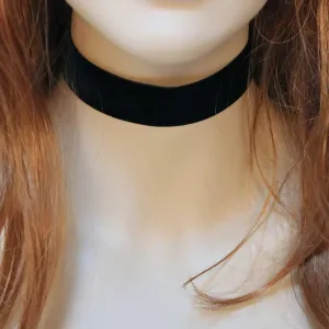 Simple Wide Black Velvet Choker