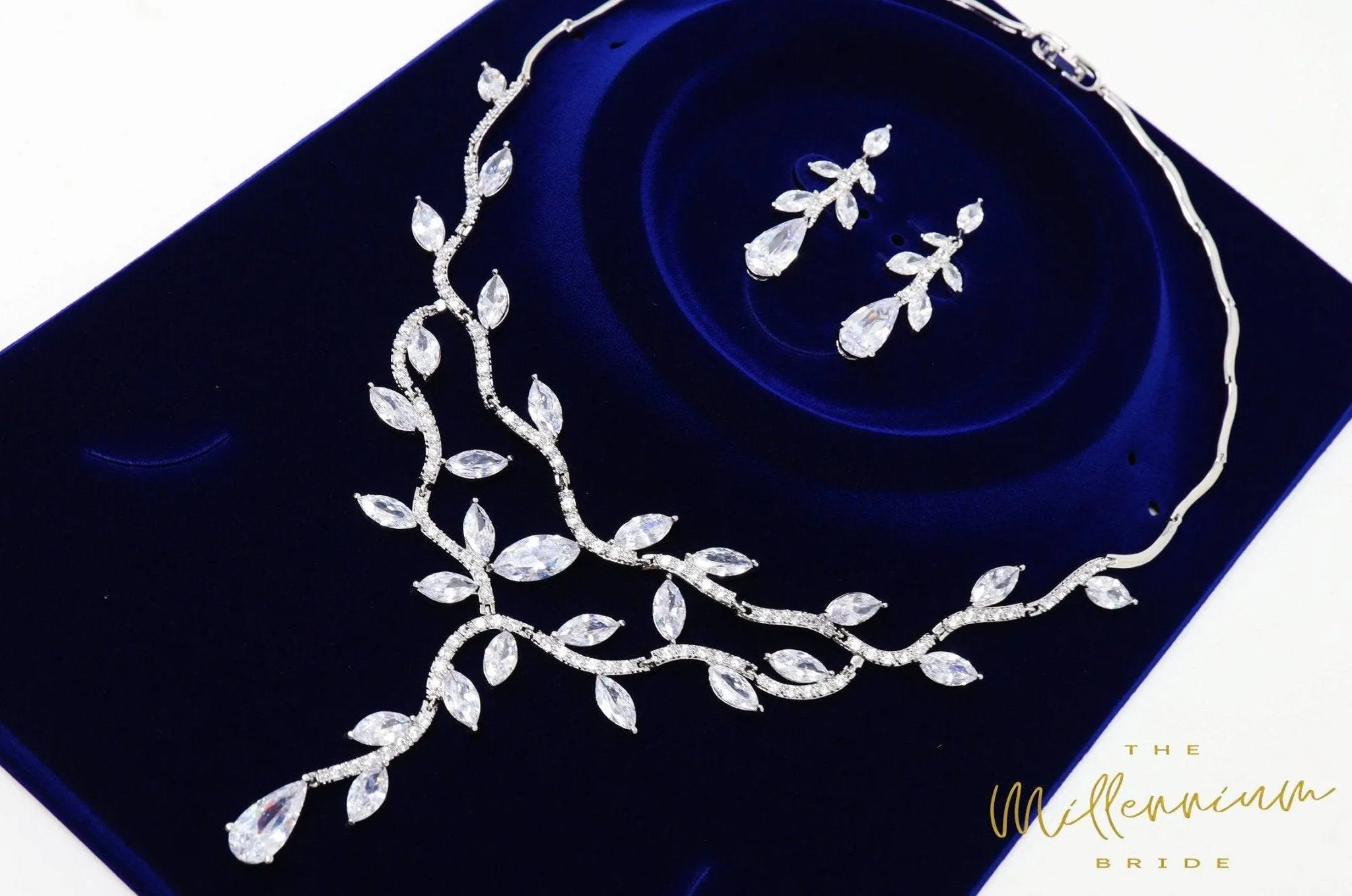 Swarovski Crystal Two Vine Leaves Necklace, Long Bridal Jewelry, Bridal Earrings And Necklace, Statement Earrings Cz Necklace Set.