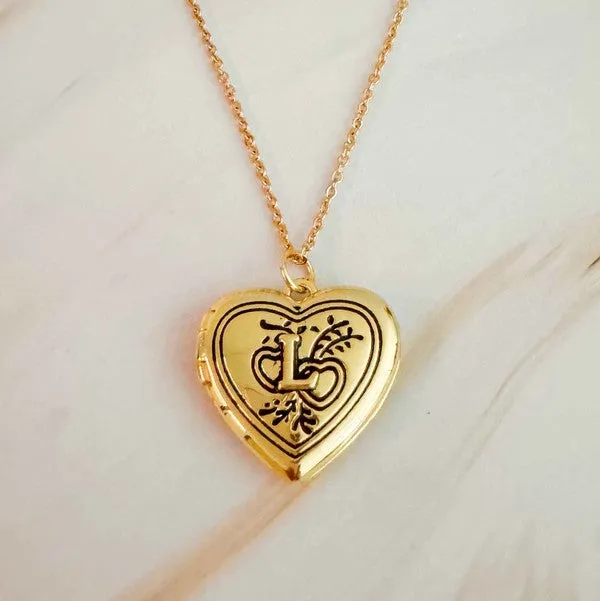 TEEK - Nostalgic Heart Initial Open Locket Necklace