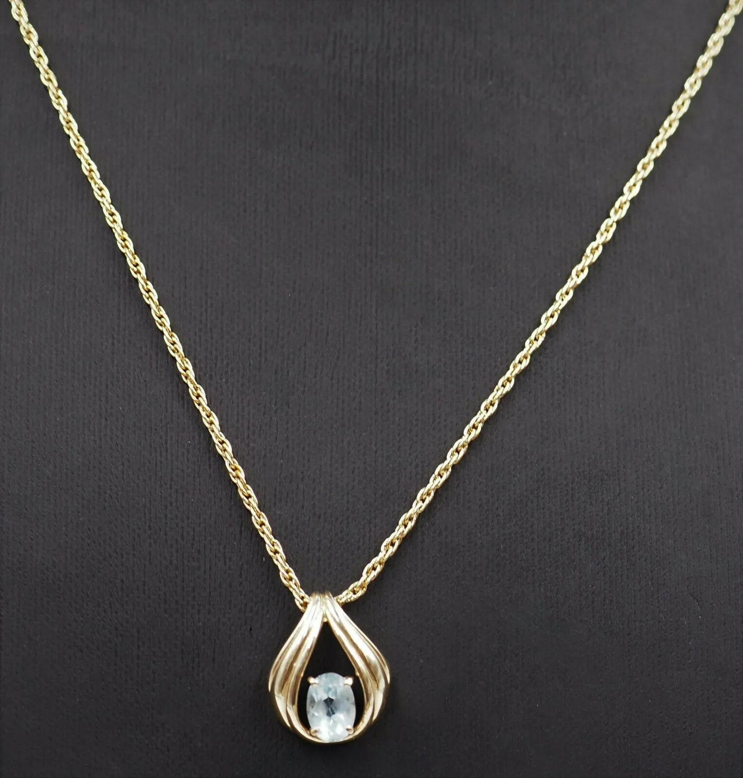 Topaz & 9ct Yellow Gold Pendant Fine Jewellery Gemstone Necklace Birmingham