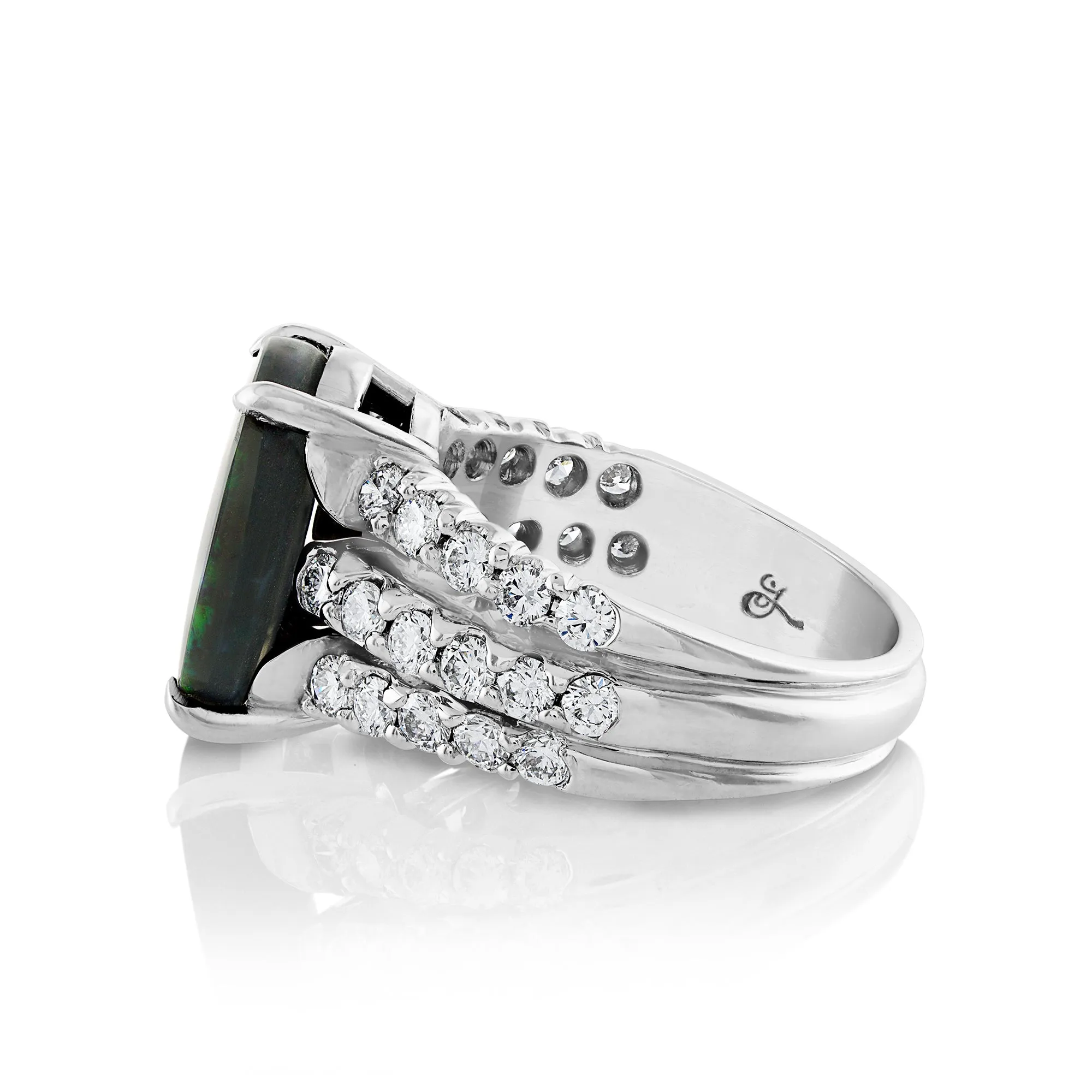 Vintage 6.0ctw Black Australian OPAL & Diamond Platinum Ring