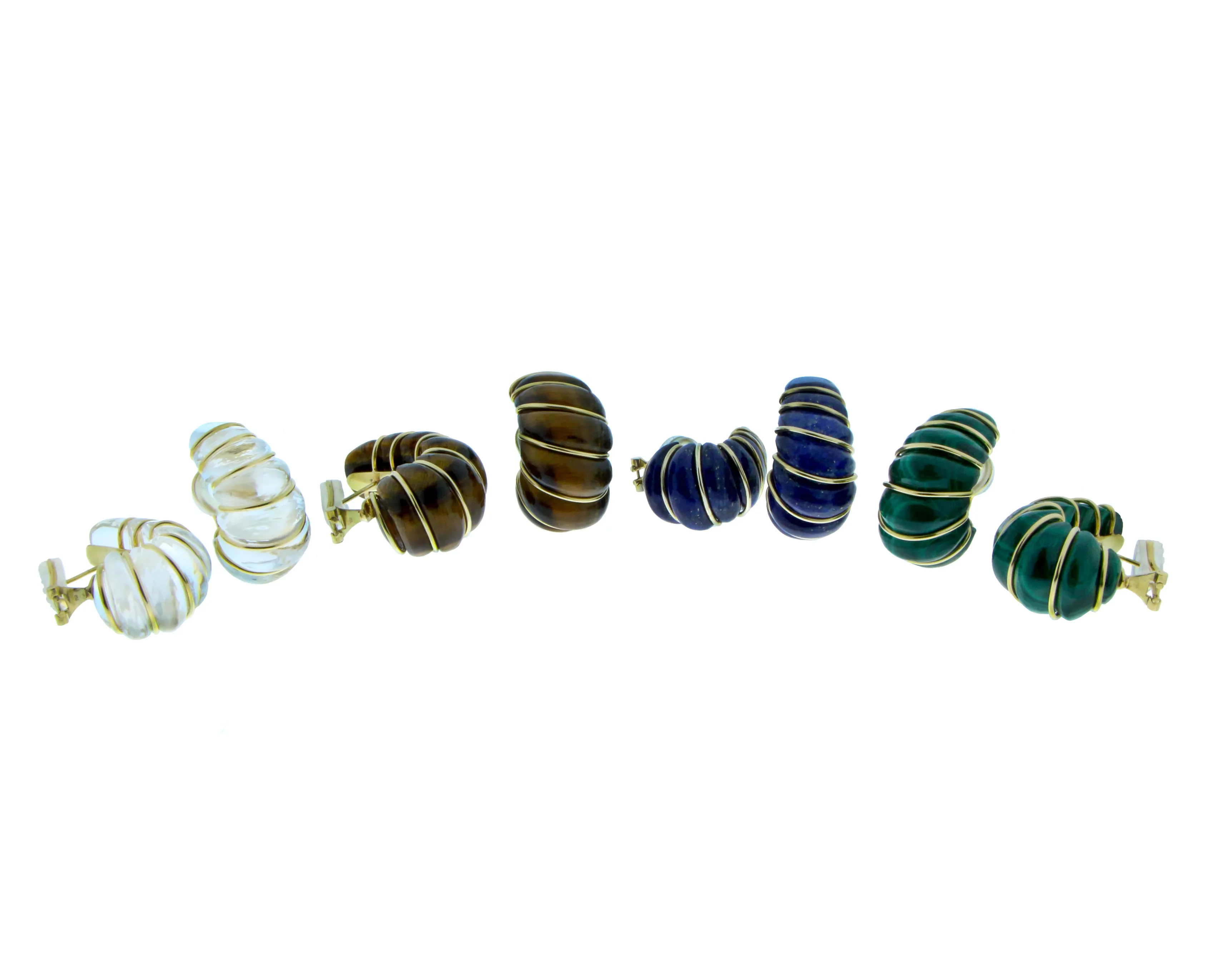 Yellow gold shell earrings with gemstone